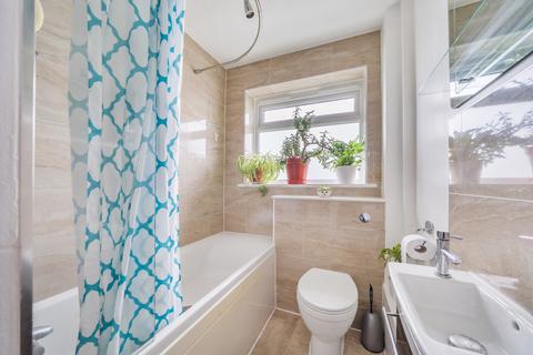 76 Copthall Way, New Haw, Addlestone, KT15 3TU