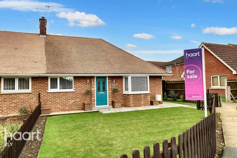 3 bedroom bungalow for sale, Manor Close, Witchford