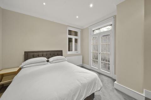 3 bedroom flat to rent, Egerton Place, London