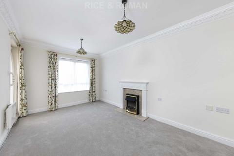 2 bedroom retirement property for sale, Sheen Road, Richmond TW9
