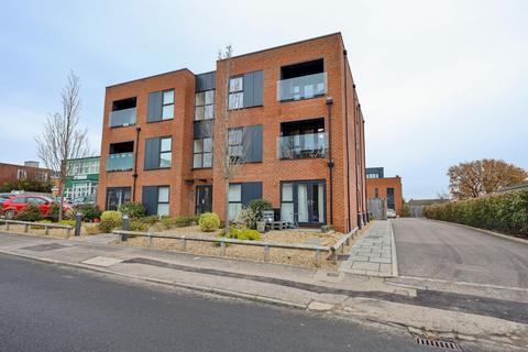 2 bedroom apartment for sale, Victoria Road, Isabelle House, RH15