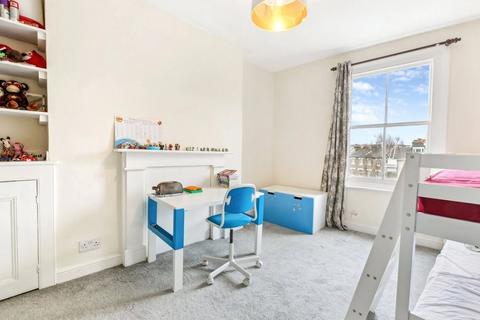 2 bedroom apartment for sale, Askew Road, London W12