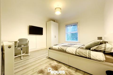 1 bedroom house of multiple occupation to rent, Staple Hall Road, Northfield, Birmingham, West Midlands, B31 3TH