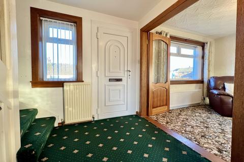 27 Castle Drive, Kilbirnie, KA25 6AZ