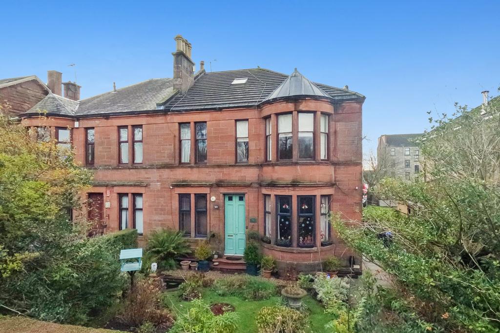 Broomfield Road, Springburn, Glasgow, G21 3UE 2 bed flat for sale £