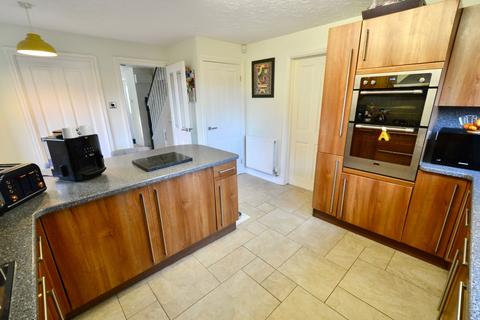 5 Beach Close, Evesham, WR11 1GH