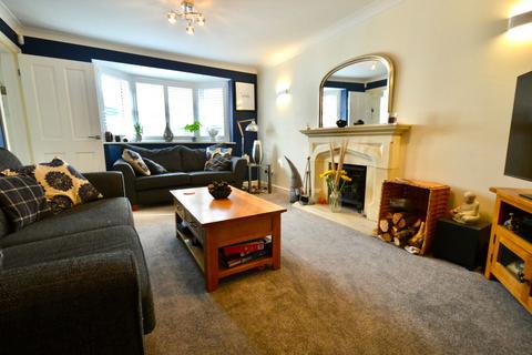 5 Beach Close, Evesham, WR11 1GH