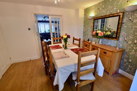 5 Beach Close, Evesham, WR11 1GH