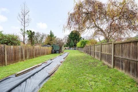 2 bedroom terraced house to rent, Roman Road,  Basingstoke,  RG23