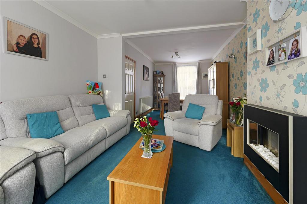 Radnor Park Road, Folkestone 4 bed end of terrace house for sale £289,995