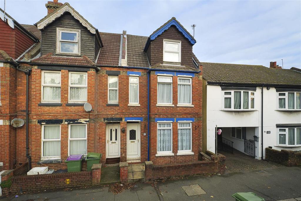 Radnor Park Road, Folkestone 4 bed end of terrace house for sale £275,000
