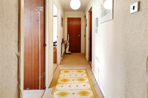 Flat 16, Winchester Court Woolwich Road, Belvedere, DA17 5EQ