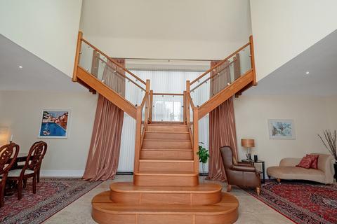 5 bedroom country house for sale - Evenley, Brackley, Northamptonshire NN13 5SB