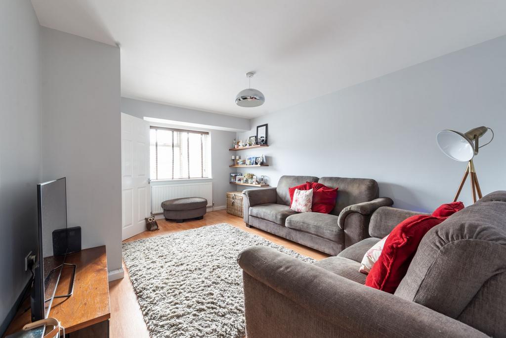 North Road, Reigate, RH2 3 bed end of terrace house for sale £450,000