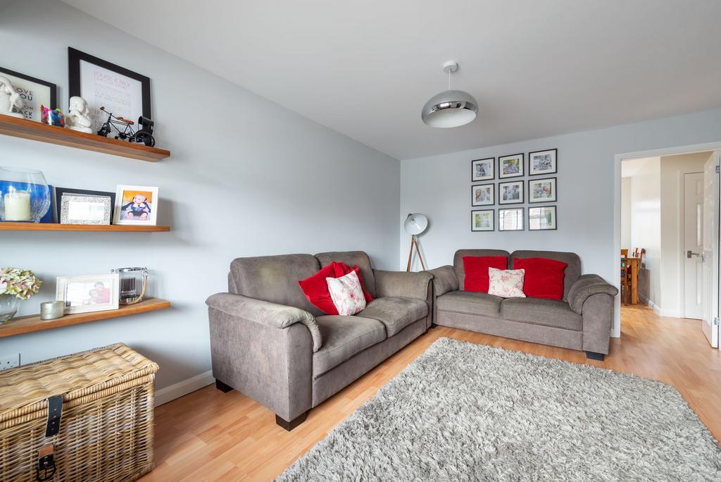 North Road, Reigate, RH2 3 bed end of terrace house for sale £450,000