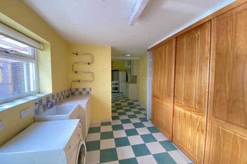 4 Beechway, Exmouth, EX8 3HP