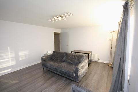 2 bedroom flat to rent, Sandport Way, Leith, Edinburgh, EH6