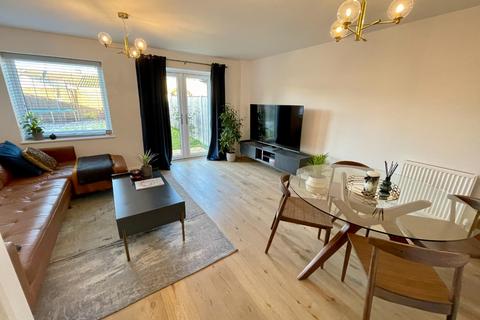 8 All Saints Close, Luton, LU3 1FA