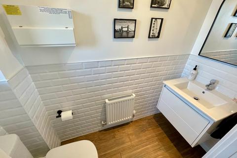 8 All Saints Close, Luton, LU3 1FA
