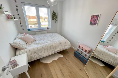8 All Saints Close, Luton, LU3 1FA