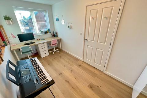 8 All Saints Close, Luton, LU3 1FA