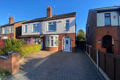 3 bedroom semi-detached house for sale, Middlewich Street, Crewe