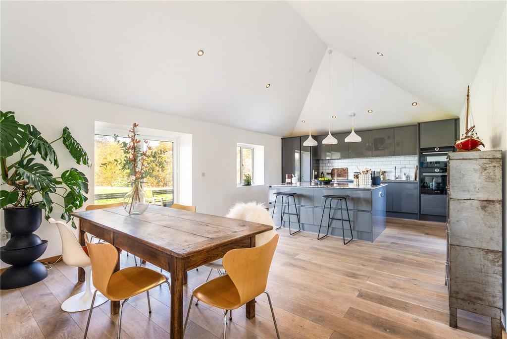 Dining Room/Kitchen