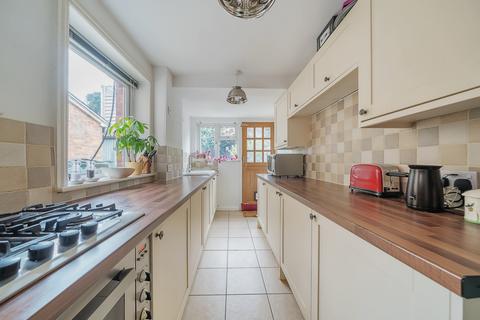 14 Eashing Lane, Godalming, GU7 2JZ