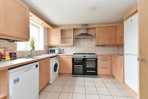 4 bedroom semi-detached house to rent, Horn Pie Road, Three Score, Norwich, NR5