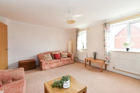 4 bedroom semi-detached house to rent, Horn Pie Road, Three Score, Norwich, NR5