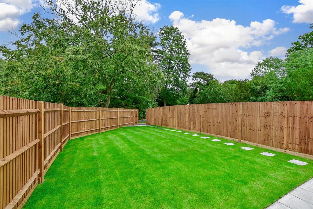 Show Home Garden