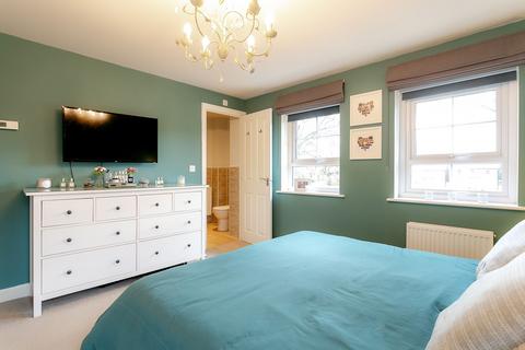 1 Meadow Place, Harrogate, HG1 4WE