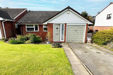 2 bedroom detached bungalow for sale, Windrush Road, Hollywood, B47 5QA