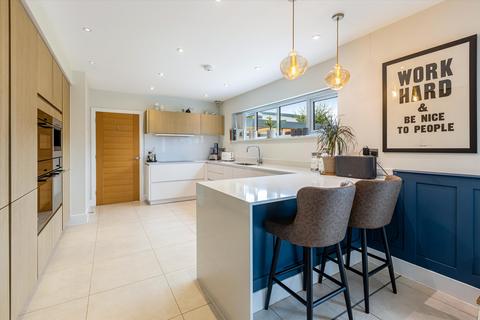5 bedroom detached house for sale - Holland Park, Exeter, Devon, EX2