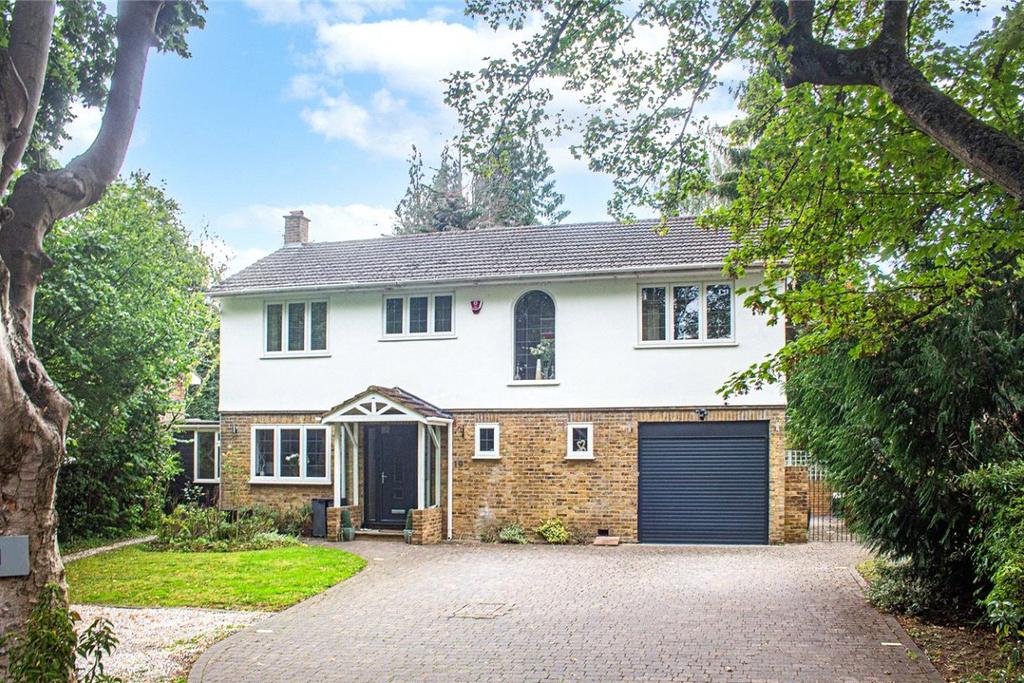 New Road, Digswell Welwyn, Hertfordshire 4 bed detached house for sale