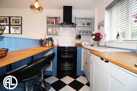 8 Chennells Close, Hitchin, SG4 0EA