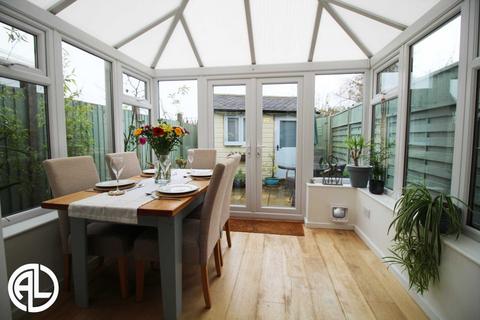 8 Chennells Close, Hitchin, SG4 0EA