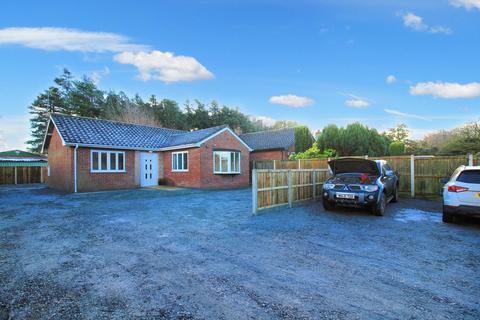 2 bedroom detached bungalow to rent - Holt Road, Horsford NR10