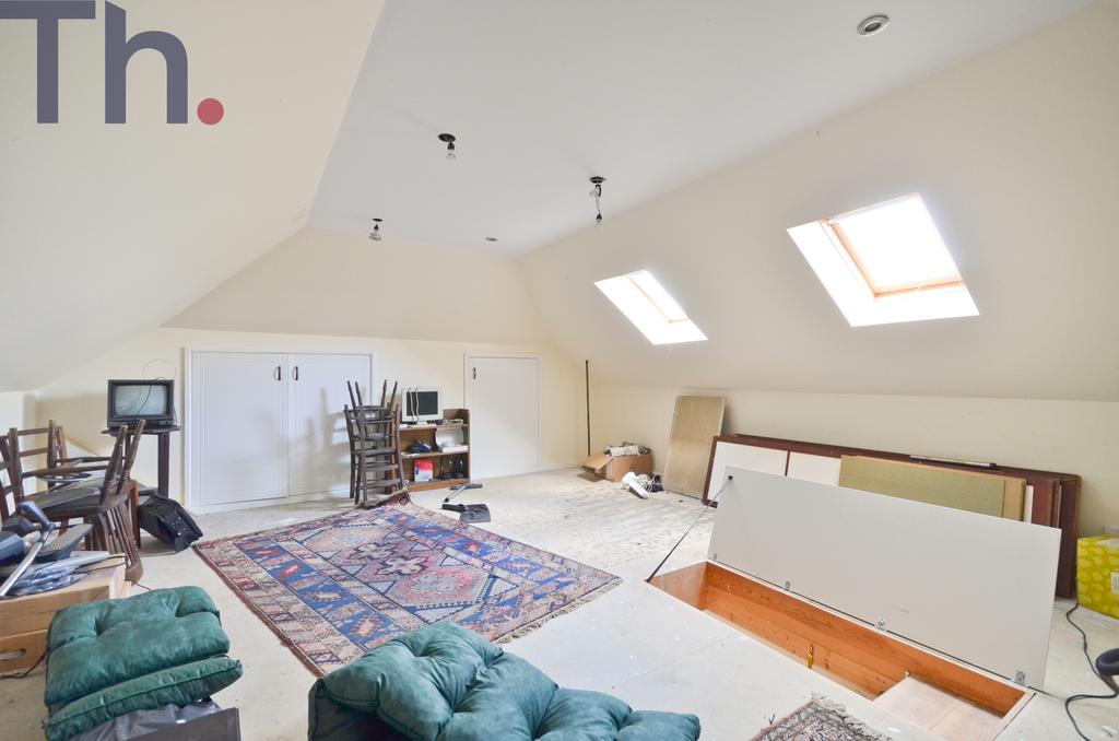 Loft Room.JPG