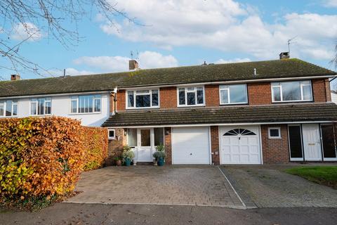 24 Cherry Tree Close, Billingshurst, RH14 9NG