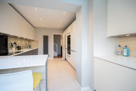 24 Cherry Tree Close, Billingshurst, RH14 9NG