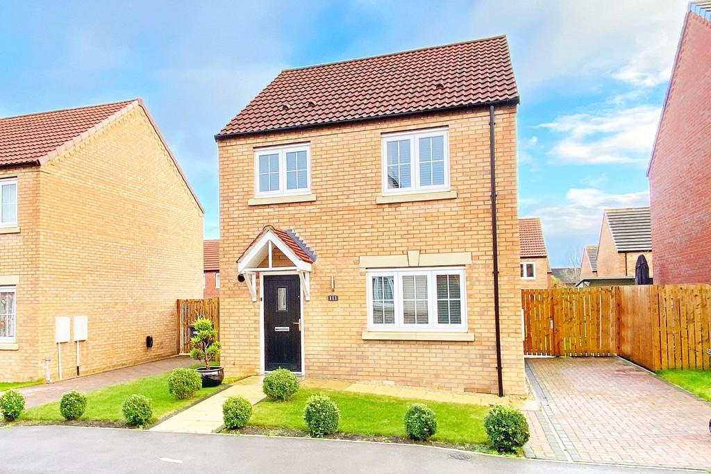 St Walk, Harrogate 3 bed detached house for sale £395,000