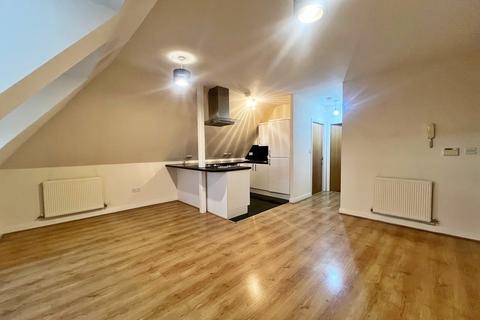 2 bedroom apartment to rent, Albert Court, Albert Road, Widnes