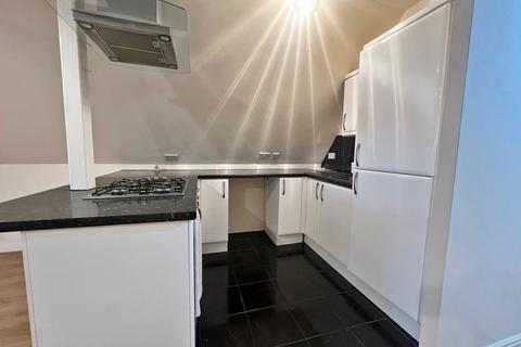 2 bedroom apartment to rent, Albert Court, Albert Road, Widnes