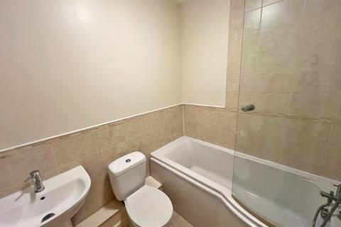2 bedroom apartment to rent, Albert Court, Albert Road, Widnes