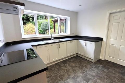 5 bedroom detached house to rent - Millcroft Road, Sutton Coldfield, West Midlands, B74