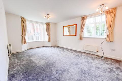 2 bedroom flat to rent - Burghley House, Chepstow Place, Sutton Coldfield, West Midlands, B74