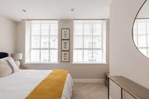 2 bedroom apartment to rent, Harlequin Court, Covent Garden WC2