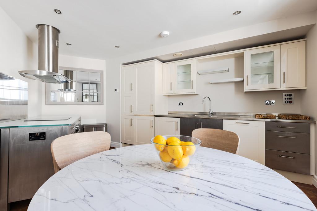 29 Harlequin Court-5