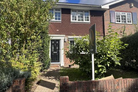 326 Chessington Road, Ewell, Epsom, KT19 9XG
